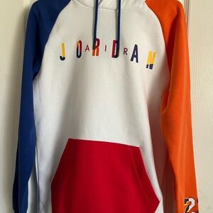 Nike Air Jordan Men’s classic pullover hoodie.